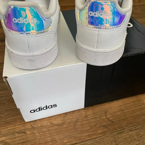 Adidas’s girl shoes Sneakers